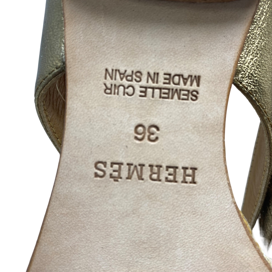 Hermes(エルメス)のエルメス　ローヒール　ミュールサンダル　良品　36　ゴールド レディースの靴/シューズ(サンダル)の商品写真