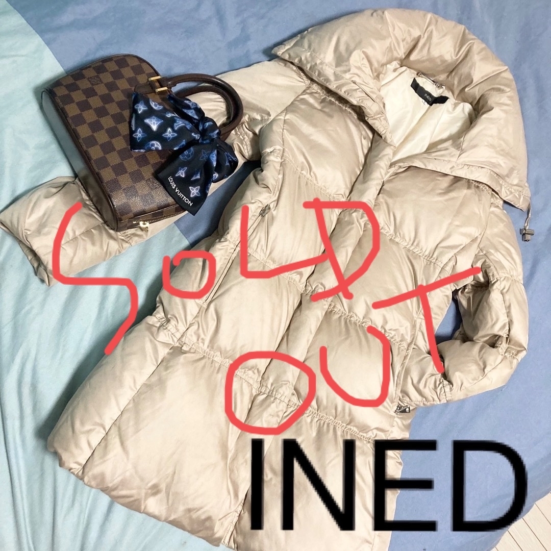 INED(イネド)のINED 定価70000程度 軽量ふわふわダウン レディースのジャケット/アウター(ダウンコート)の商品写真