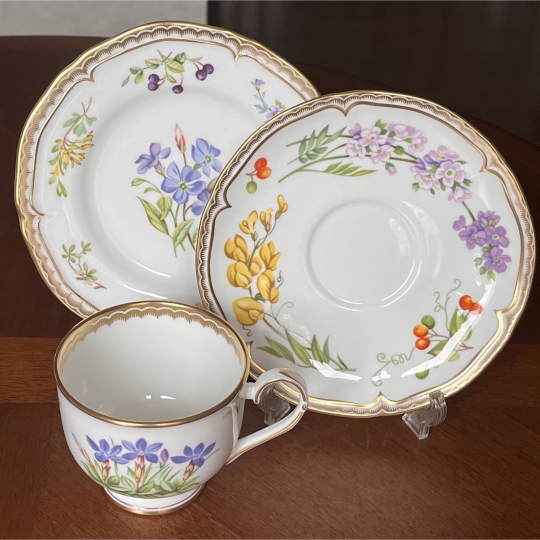 Royal Worcester(ロイヤルウースター)の【美品】ロイヤルウースター★サンドリンガム★トリオ インテリア/住まい/日用品のキッチン/食器(食器)の商品写真