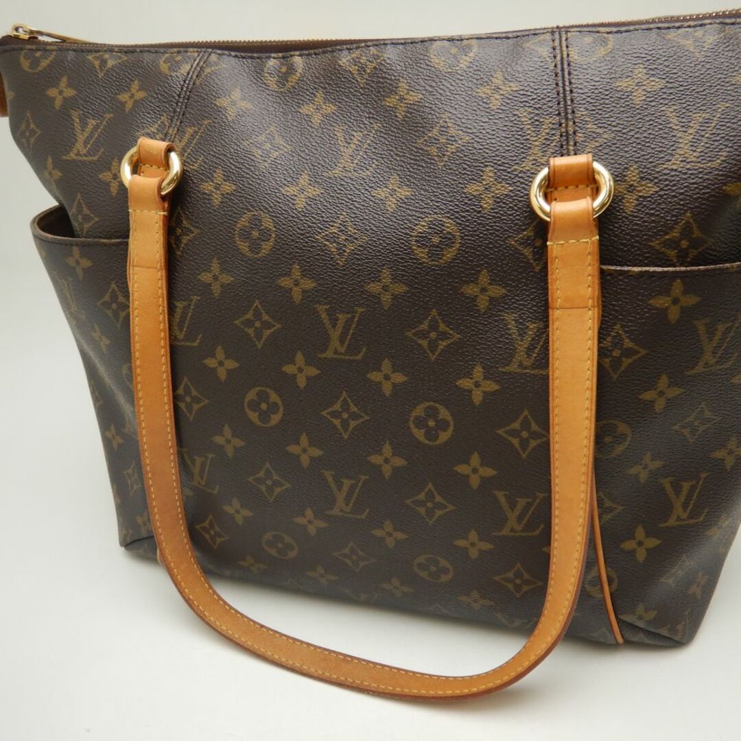 LOUIS VUITTON ルイヴィトン モノグラム トータリーMM M56689 トート