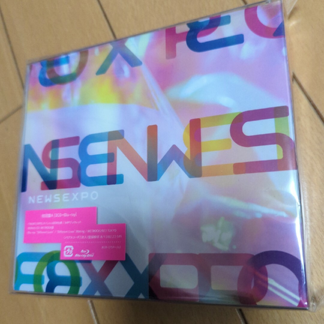 NEWS(ニュース)のNEWS EXPO　3枚セット Blu-ray エンタメ/ホビーのCD(ポップス/ロック(邦楽))の商品写真