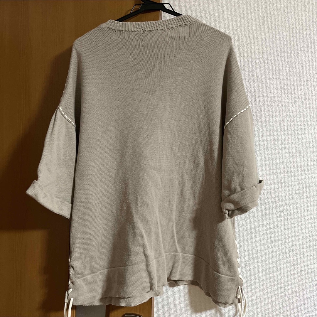 shiki tokyo オーバーサイズサイドレースステッチニットTシャツ メンズのトップス(Tシャツ/カットソー(半袖/袖なし))の商品写真