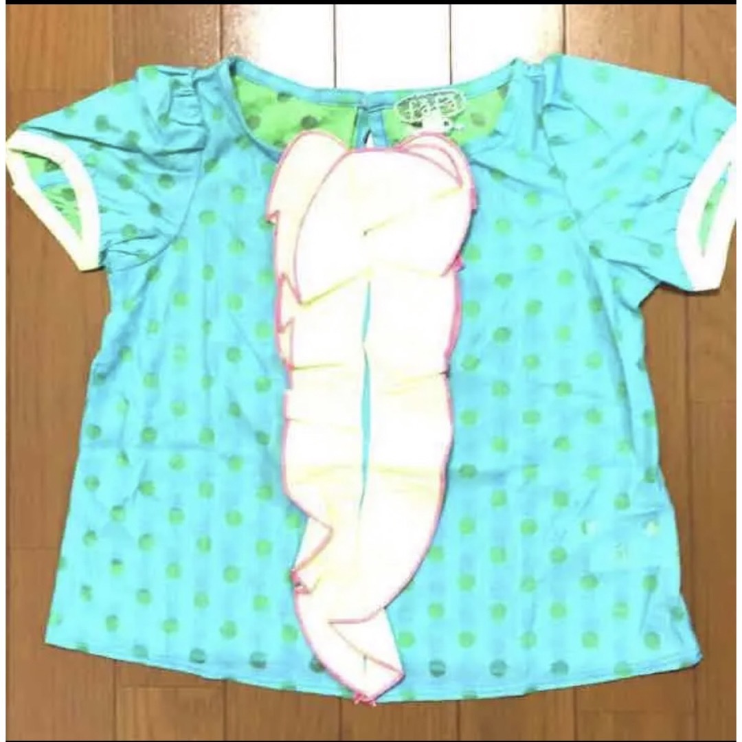 fafa(フェフェ)のフェフェ　ドットTシャツ キッズ/ベビー/マタニティのキッズ服女の子用(90cm~)(Tシャツ/カットソー)の商品写真