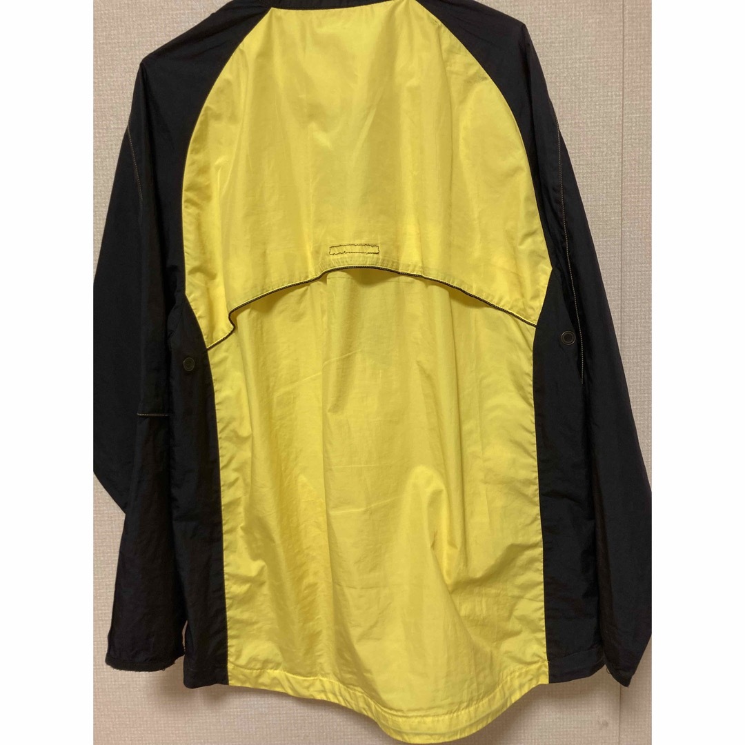 NIKEウインドブレーカー イエロー メンズのジャケット/アウター(ナイロンジャケット)の商品写真