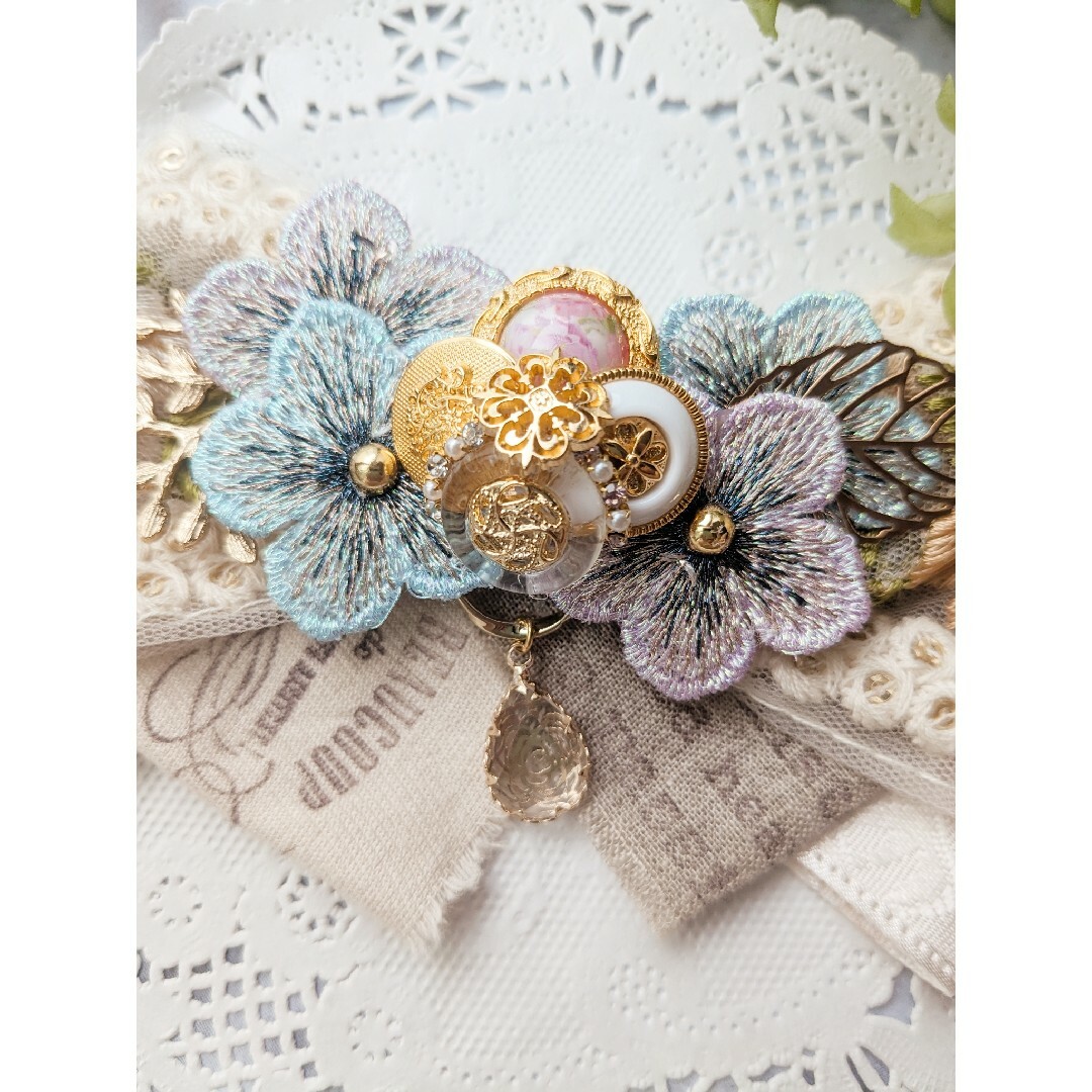 インド刺繍のアンティーク風リボン♡ハンドメイド-