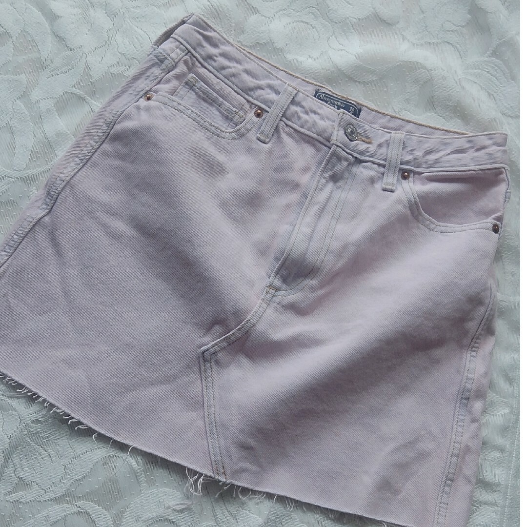 ★希少★ピンクデニム★アバクロ レディースのスカート(ミニスカート)の商品写真