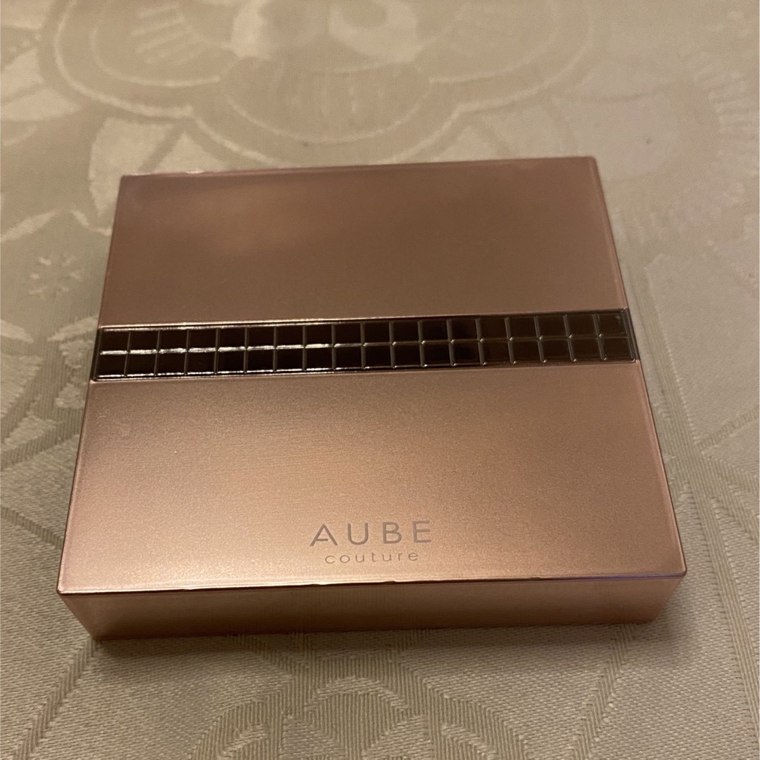 AUBE couture(オーブクチュール)のオーブクチュール　デザイニングアイズ　505 コスメ/美容のベースメイク/化粧品(アイシャドウ)の商品写真