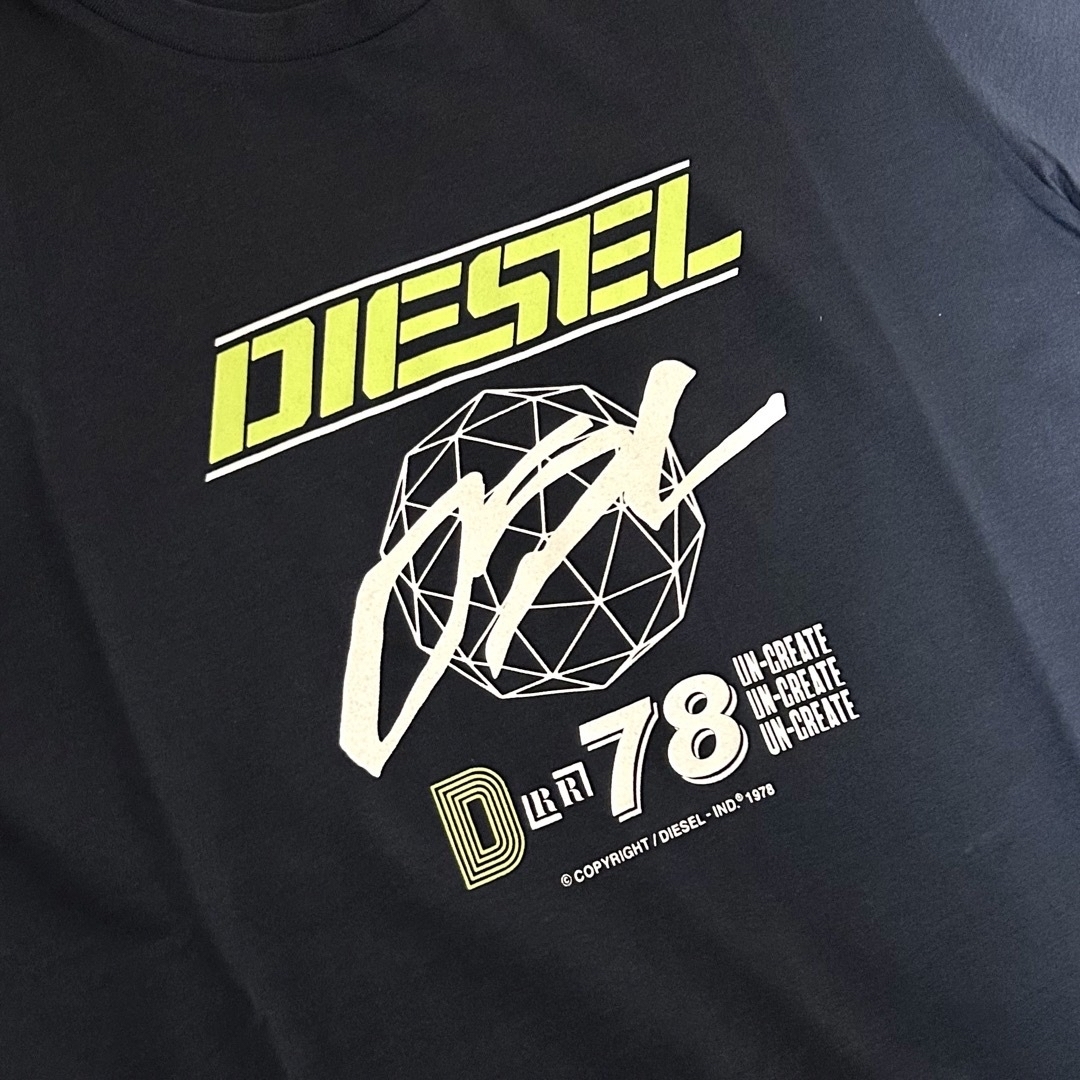 DIESEL(ディーゼル)の【DEISEL】ブルゾン Tシャツセット メンズのトップス(Tシャツ/カットソー(半袖/袖なし))の商品写真