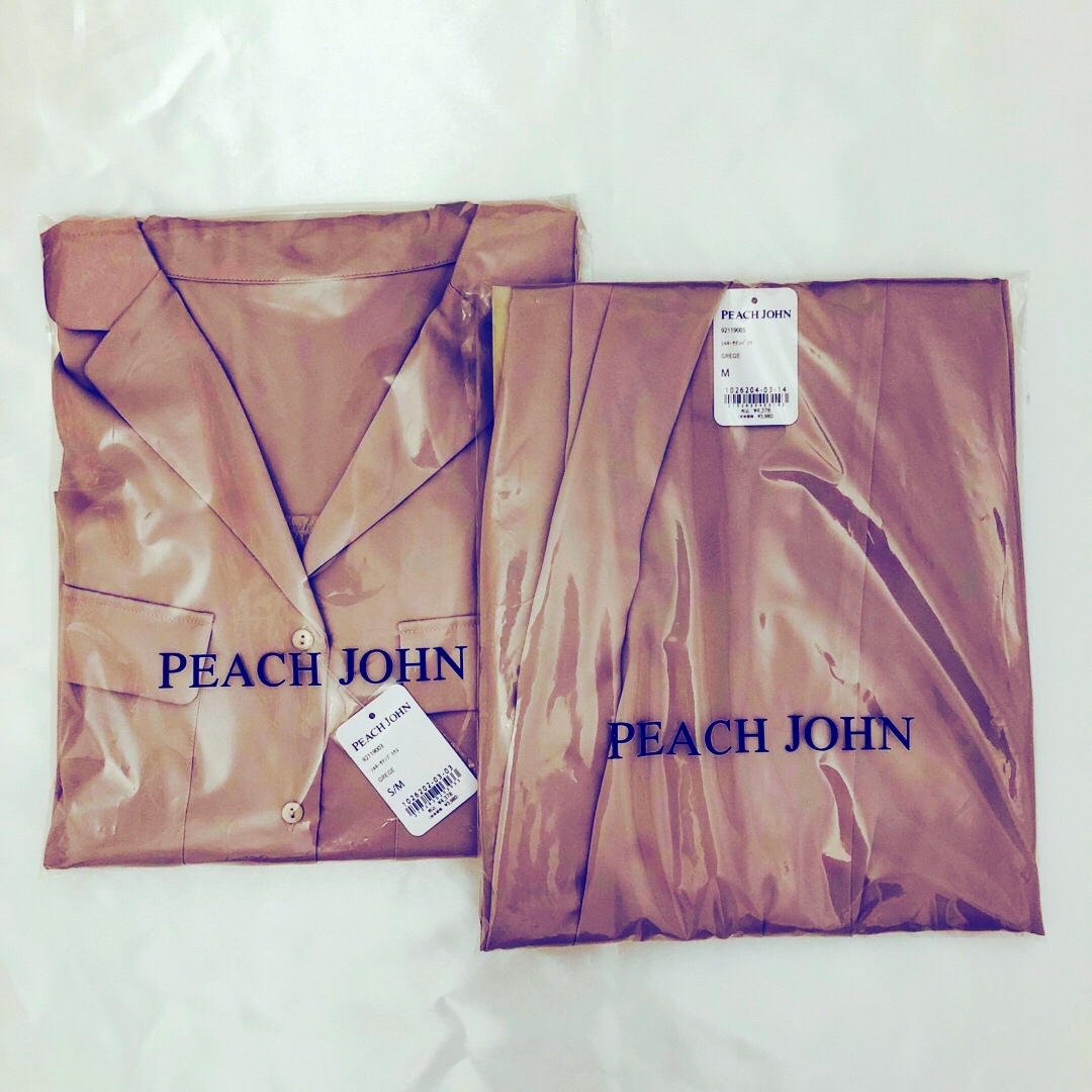 PEACH JOHN(ピーチジョン)のpeach john  シルキーサテン　セットアップ レディースのレディース その他(セット/コーデ)の商品写真