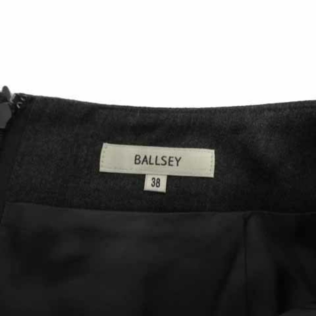 Ballsey(ボールジィ)のボールジー スカート ストレート ミディ丈 ウール混 日本製 グレー 38 レディースのスカート(ひざ丈スカート)の商品写真