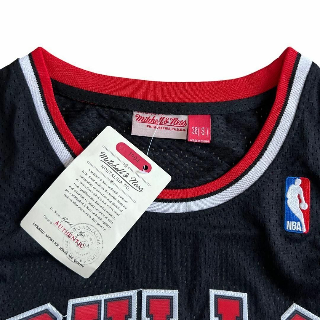 MITCHELL & NESS(ミッチェルアンドネス)の新品 Mitchell&Ness社製 1997-98 NBA マイケルジョーダン スポーツ/アウトドアのスポーツ/アウトドア その他(バスケットボール)の商品写真