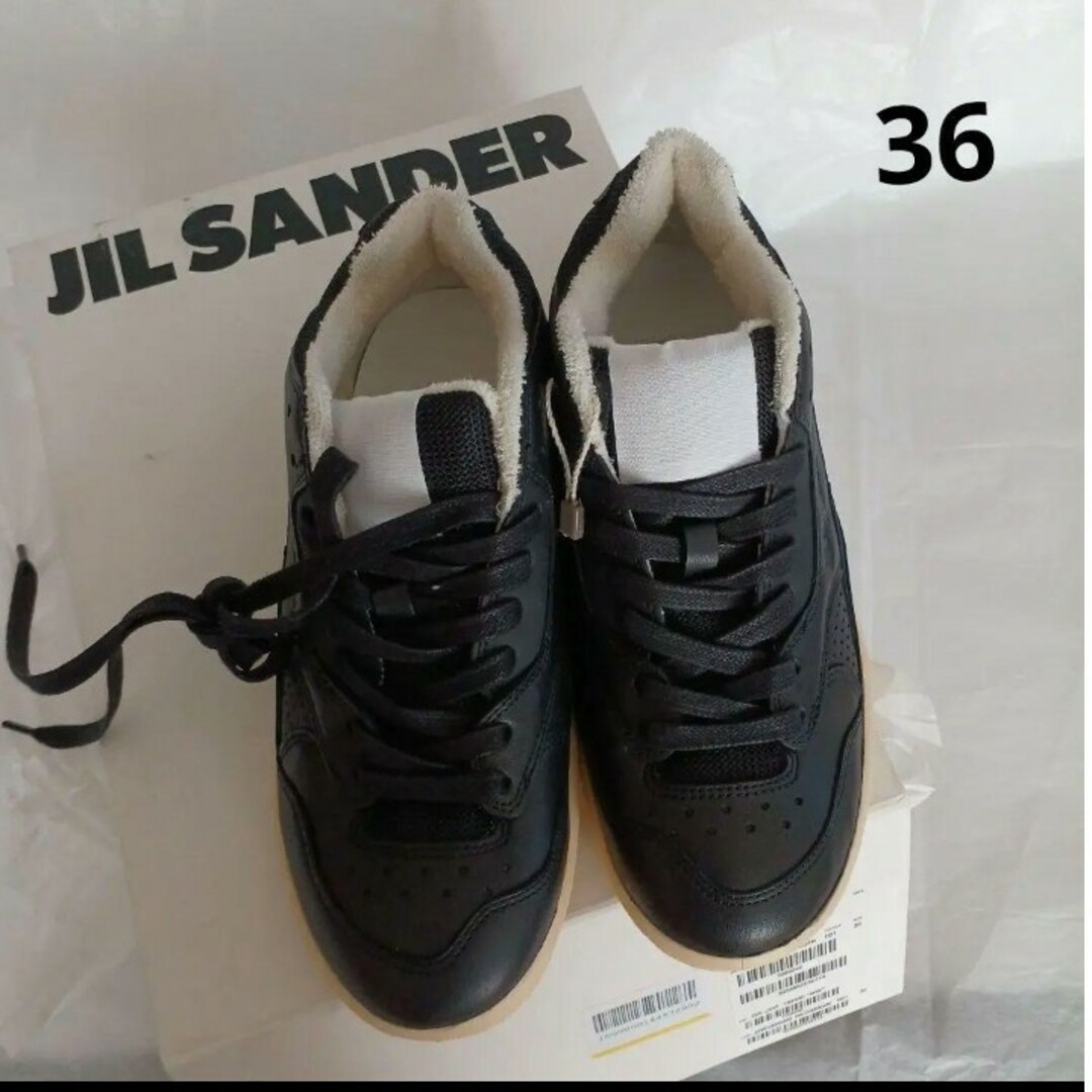 Jil Sander(ジルサンダー)のJIL SANDER　ジルサンダーローカットスニーカー☆ロゴ　レザースニーカー レディースの靴/シューズ(スニーカー)の商品写真