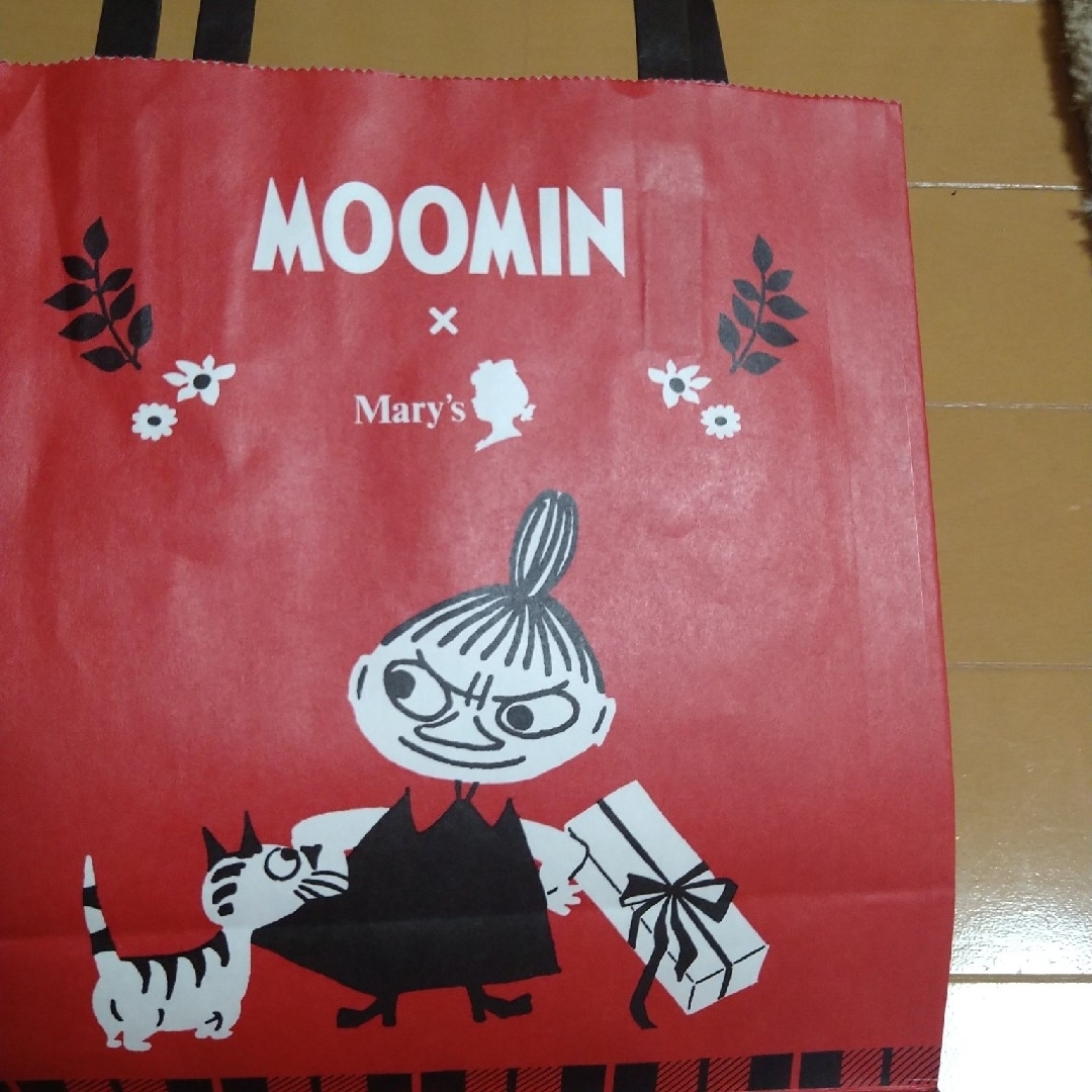 MOOMIN(ムーミン)のムーミン　ショッパー　紙袋 レディースのバッグ(ショップ袋)の商品写真