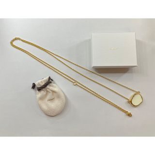 CHIEKO＋ チエコプラス　Lulu long necklace  ホワイト(ネックレス)