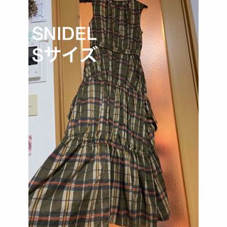 スナイデル(SNIDEL)の美品　スナイデル　snidel SNIDEL チェックワンピース(ロングワンピース/マキシワンピース)