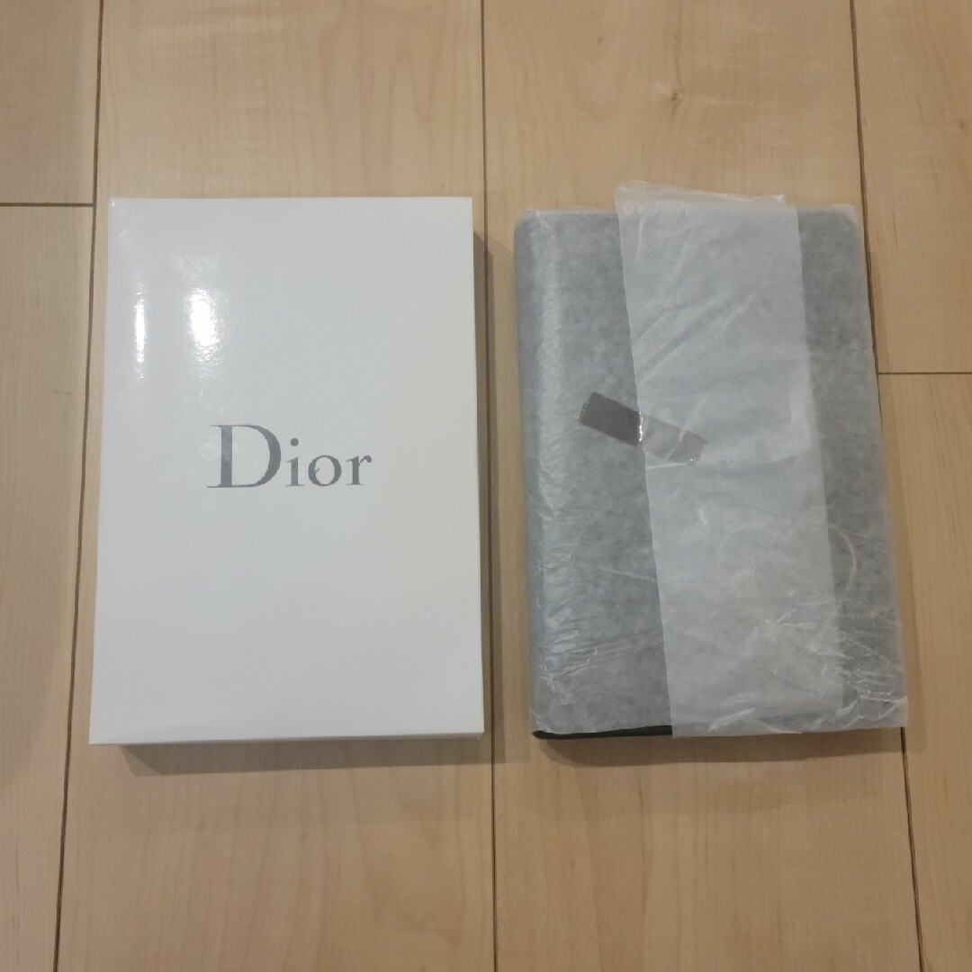 Dior(ディオール)のDior　ノベルティ　ノート　ハートステッカー エンタメ/ホビーのコレクション(ノベルティグッズ)の商品写真