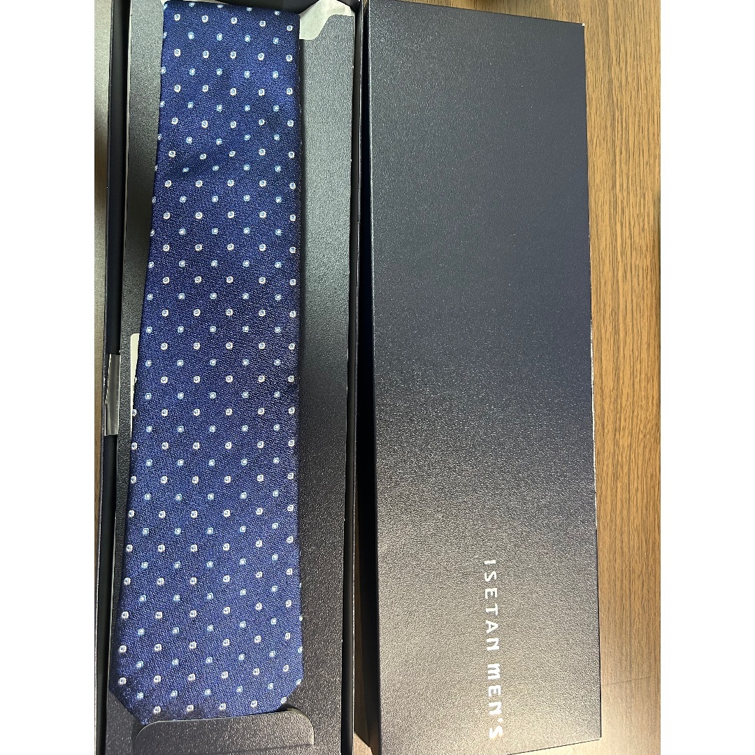 TURNBULL & ASSER(ターンブルアンドアッサー)の【新品未使用品】Turnbull & Asser ネイビー  ドット柄 メンズのファッション小物(ネクタイ)の商品写真