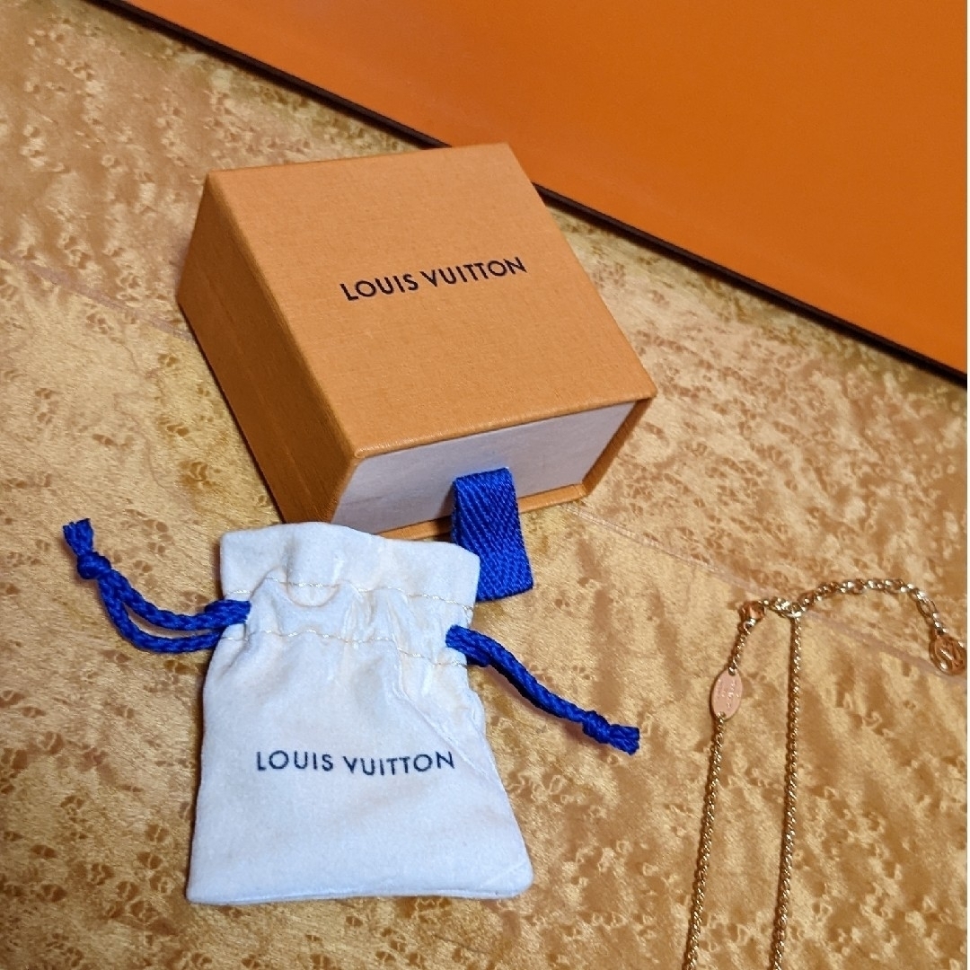LOUIS VUITTON - LVルイヴィトン♥ネックレス極美品♥の通販 by LOUIS VUITTON - LVルイヴィトン♥ネックレス極美品♥の通販 by
