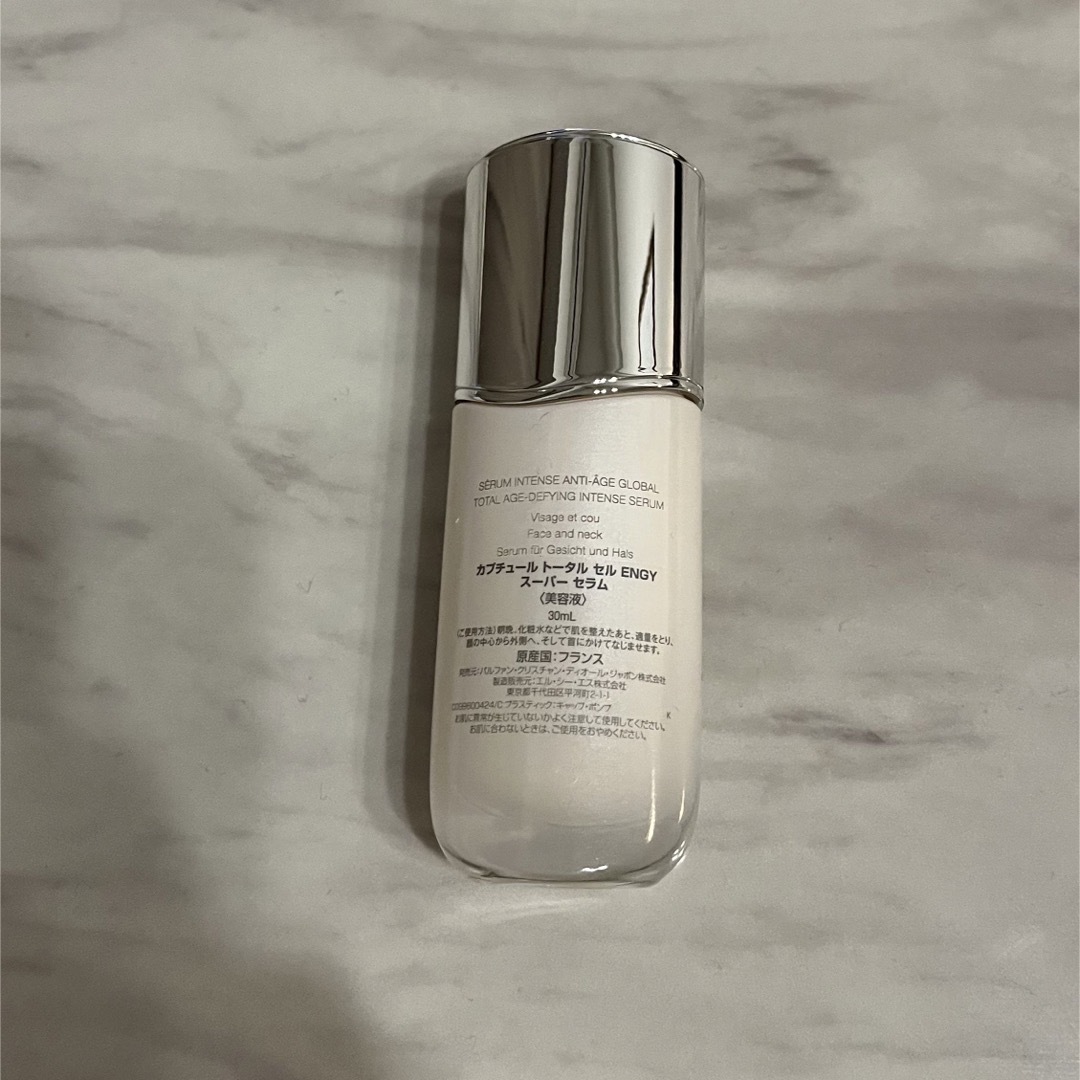 Dior(ディオール)のカプチュールトータルセラム30ml コスメ/美容のスキンケア/基礎化粧品(美容液)の商品写真