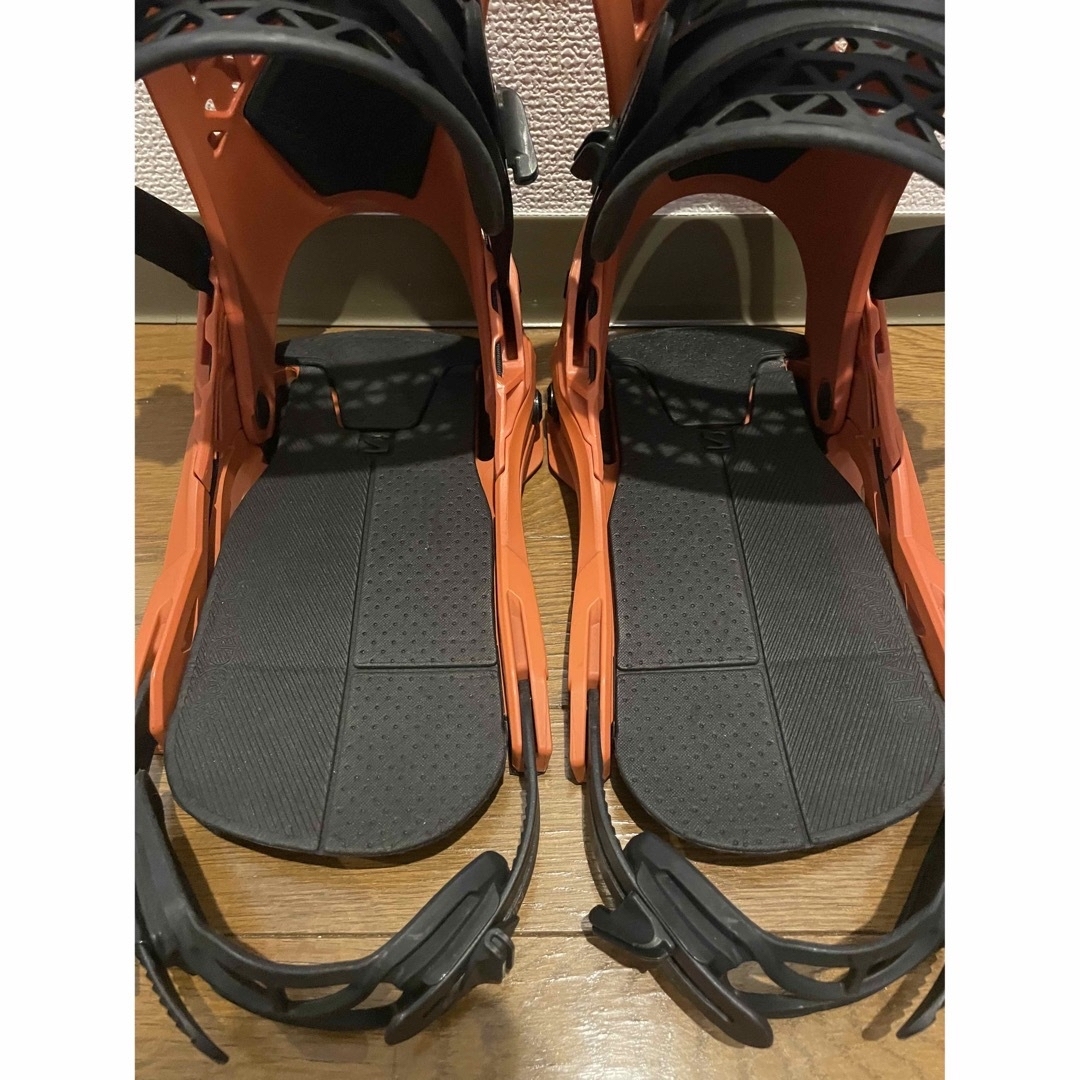 SALOMON(サロモン)の【美品】22-23 SALOMON サロモン HIGHLANDER ハイランダー スポーツ/アウトドアのスノーボード(バインディング)の商品写真