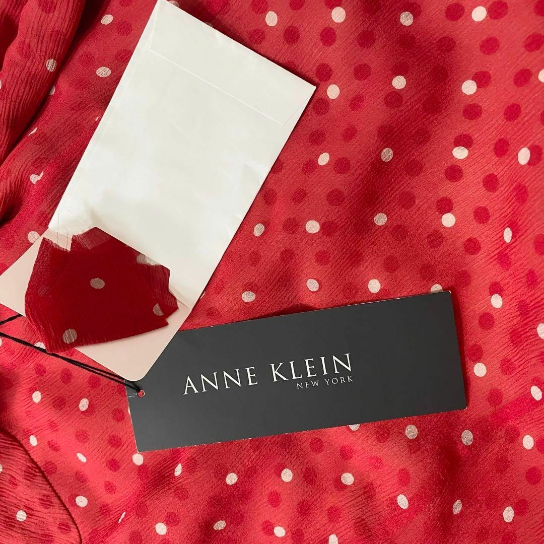 ANNE KLEIN(アンクライン)の【未使用タグ付き！シルク100%！】ANNE KLEINノースリーブワンピース！ レディースのワンピース(ロングワンピース/マキシワンピース)の商品写真