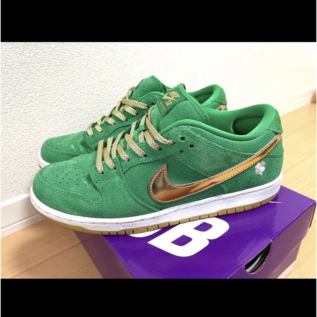 NIKE(ナイキ)のNIKE SB DUNK LOW PRO メンズの靴/シューズ(スニーカー)の商品写真