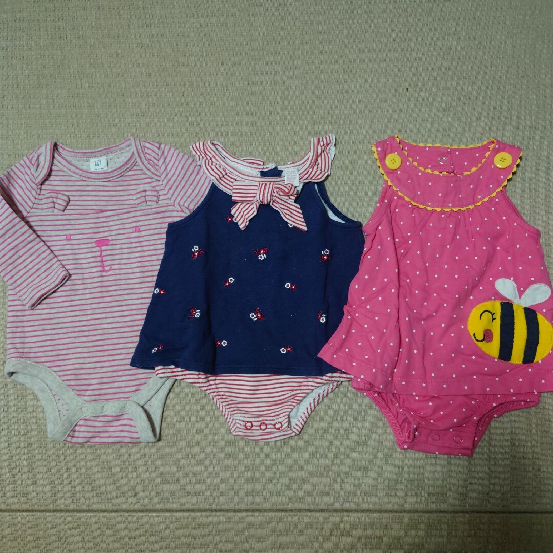 babyGAP(ベビーギャップ)のGAP carter’s 3枚セット  70cm キッズ/ベビー/マタニティのベビー服(~85cm)(ロンパース)の商品写真