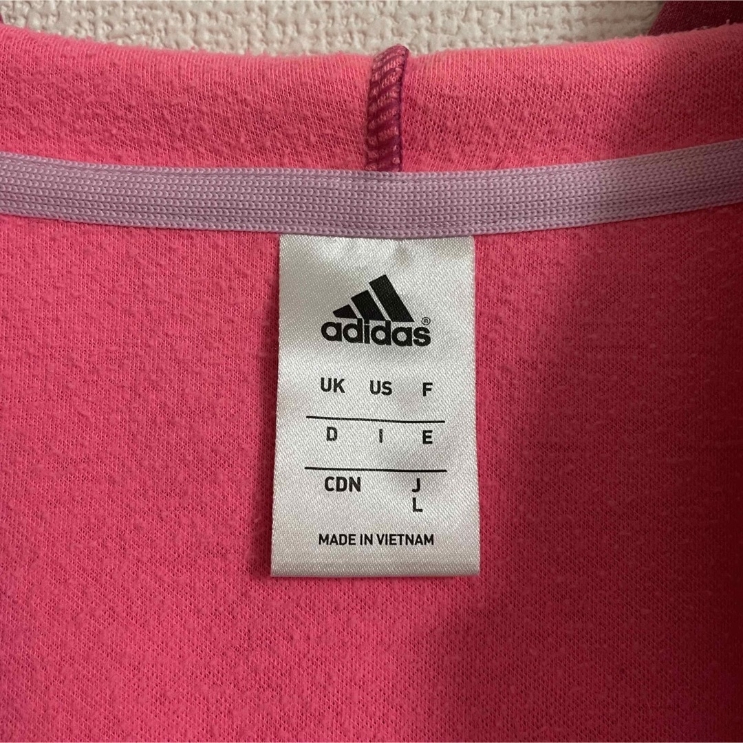 adidas(アディダス)のadidas パーカー レディースのトップス(パーカー)の商品写真