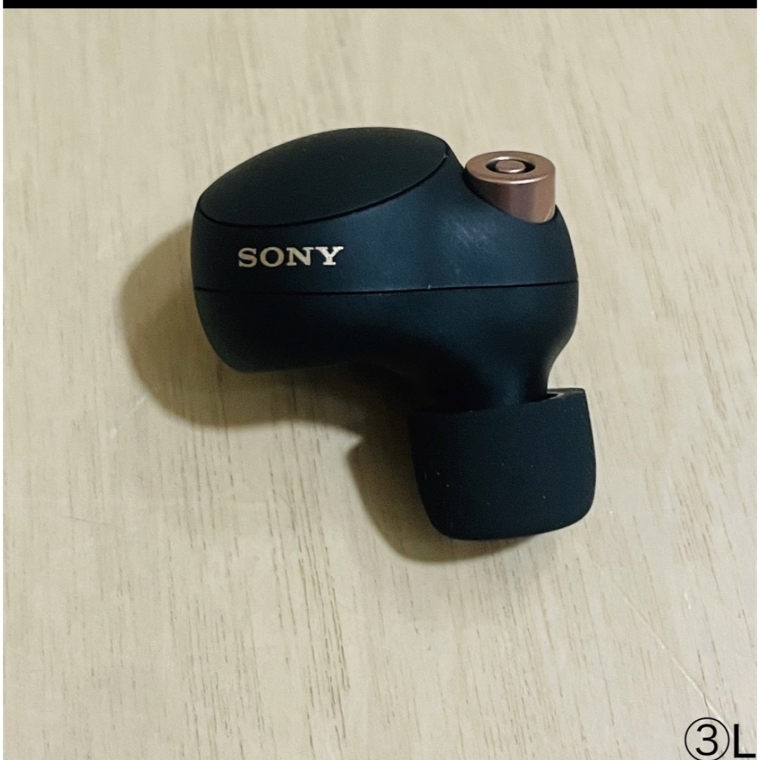 SONY(ソニー)の【極美品】SONY WF-1000XM4 左耳のみ スマホ/家電/カメラのオーディオ機器(ヘッドフォン/イヤフォン)の商品写真