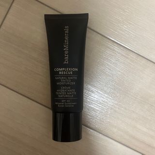 ベアミネラル(bareMinerals)のベアミネラル CRナチュラルマット モイスチャライザー バニラ 02 35ml (ファンデーション)