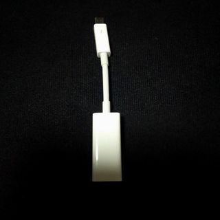 マック(Mac (Apple))の【Apple純正】thunderbolt - ethernet 変換アダプタ(PC周辺機器)