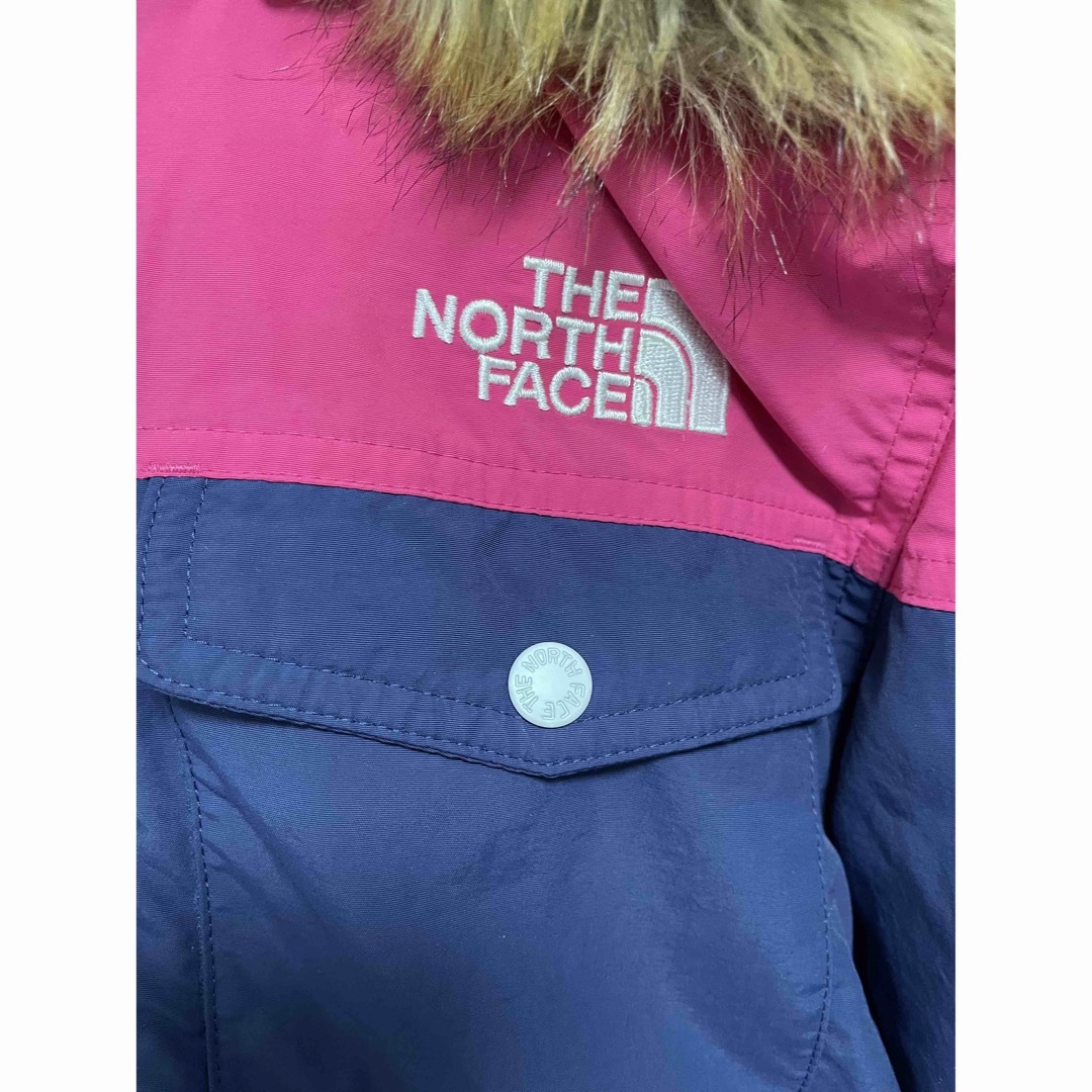 THE NORTH FACE(ザノースフェイス)の【最安値】ノースフェイス⭐︎ファー付き⭐︎ダウン⭐︎ピンク キッズ/ベビー/マタニティのキッズ服女の子用(90cm~)(ジャケット/上着)の商品写真