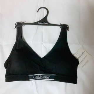 カルバンクライン(Calvin Klein)の【新品】 カルバンクライン スポーツ ブラ 黒 M 下着 レア USA スポブラ(ブラ)