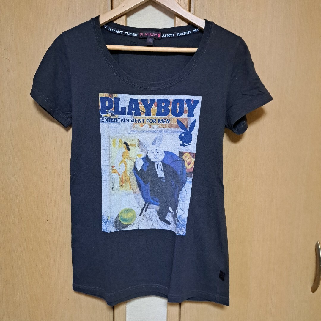 PLAYBOY(プレイボーイ)のPLAYBOY　Tシャツ レディースのトップス(Tシャツ(半袖/袖なし))の商品写真