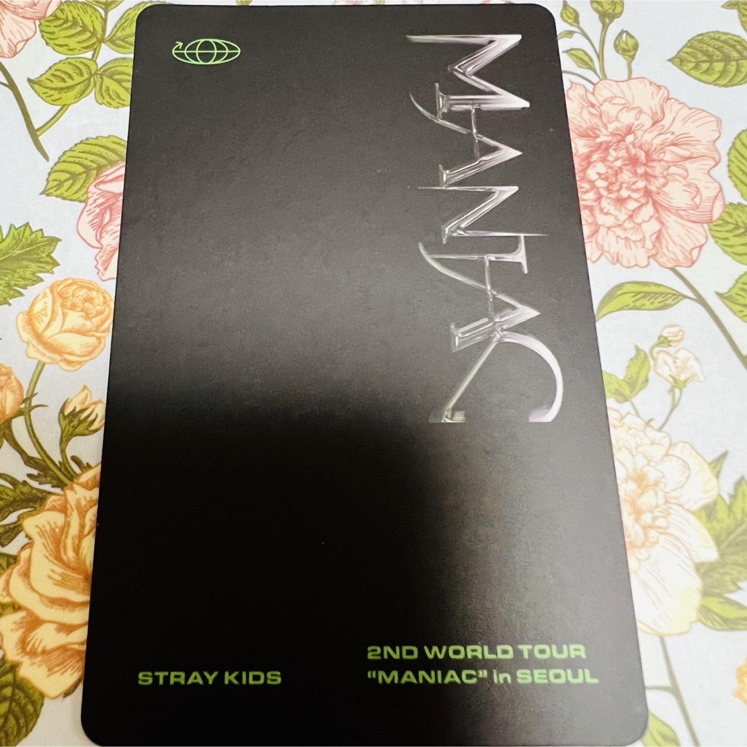 新品未開封 straykids スキズ MANIAC DVD おまけ付