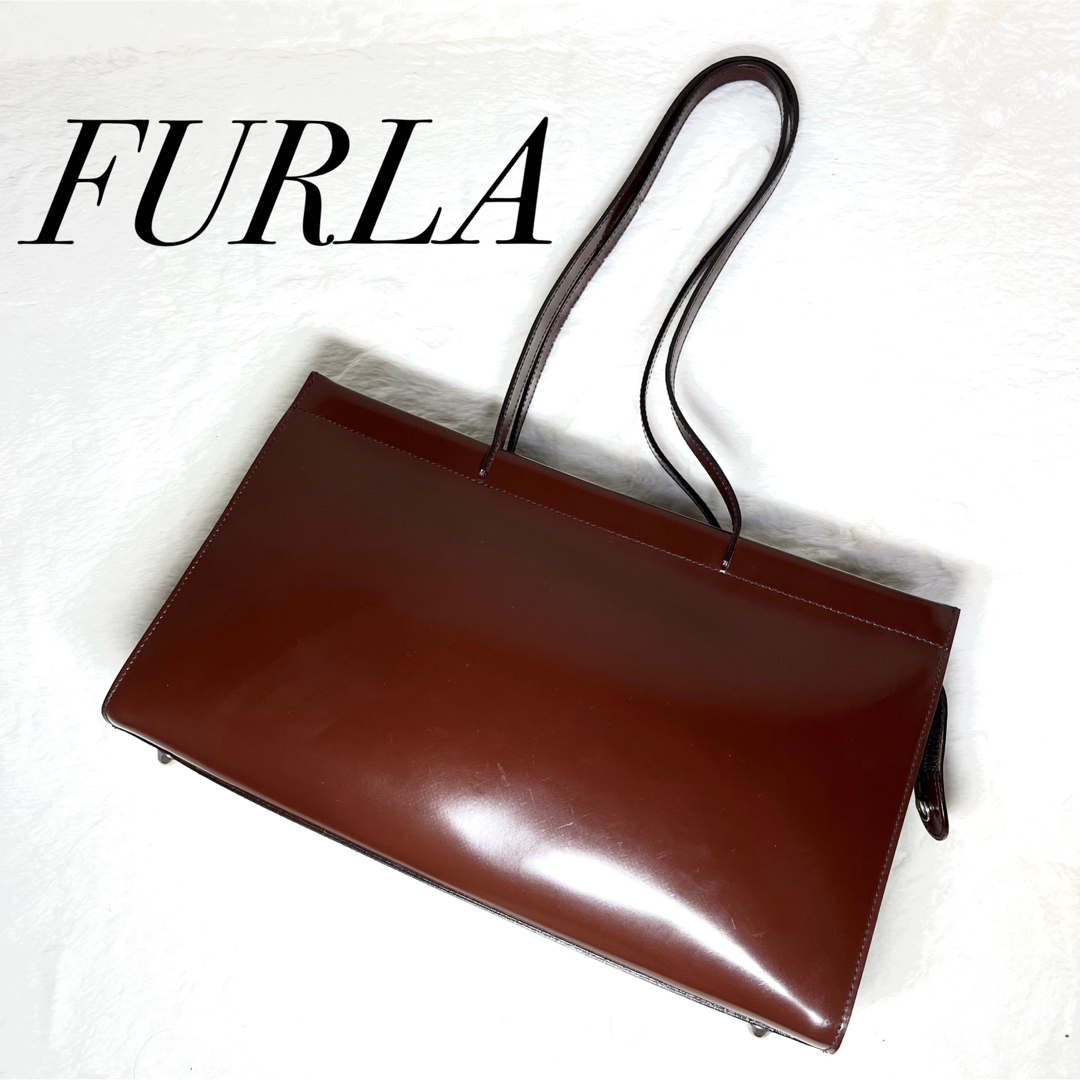 Furla(フルラ)のフルラ　ショルダーバッグ　エナメル　ブラウン レディースのバッグ(ショルダーバッグ)の商品写真