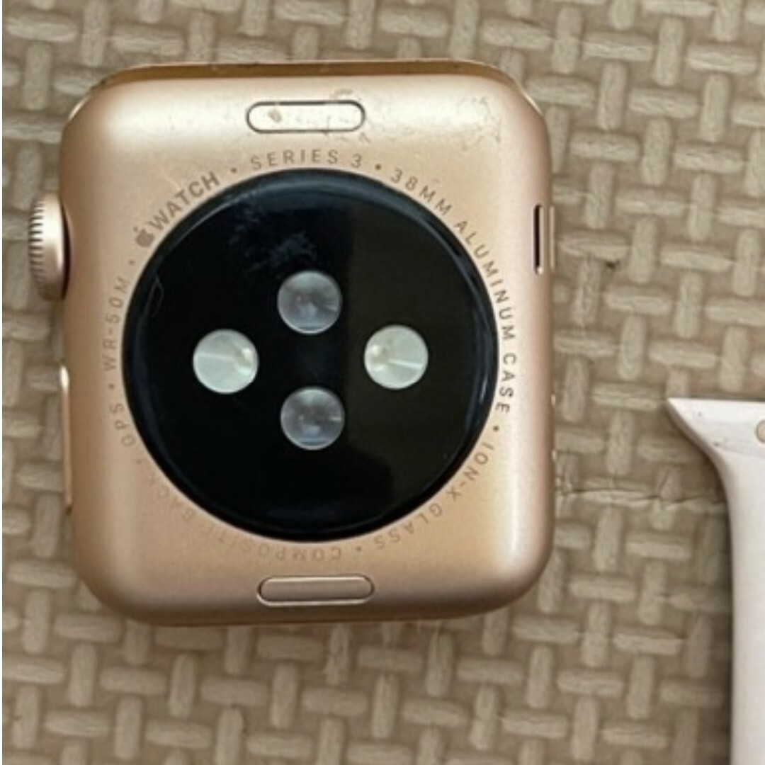 Apple Watch(アップルウォッチ)のApple Watch Series 3  38 mm スマホ/家電/カメラのスマートフォン/携帯電話(その他)の商品写真