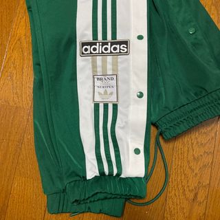 アディダス(adidas)のadidasトラックパンツ　Tiana〜様専用(その他)