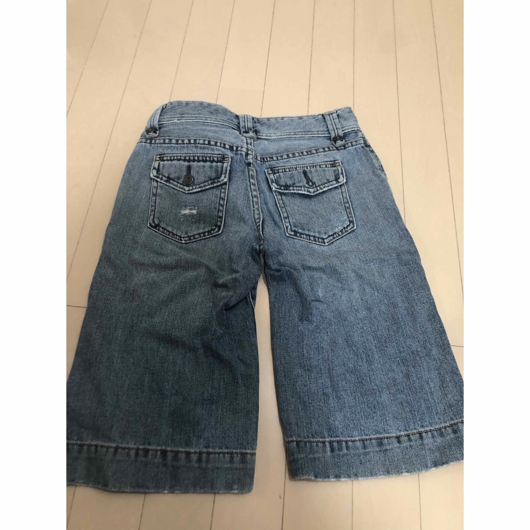 GAP(ギャップ)のGAP ダメージデニムパンツ キッズ/ベビー/マタニティのキッズ服女の子用(90cm~)(パンツ/スパッツ)の商品写真