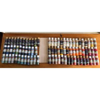 断捨離中8月20日に処分します!】トールペイント 絵の具83本入り+2本の