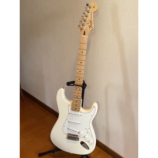フェンダー(Fender)のFender Standard Stratocaster UG White(エレキギター)