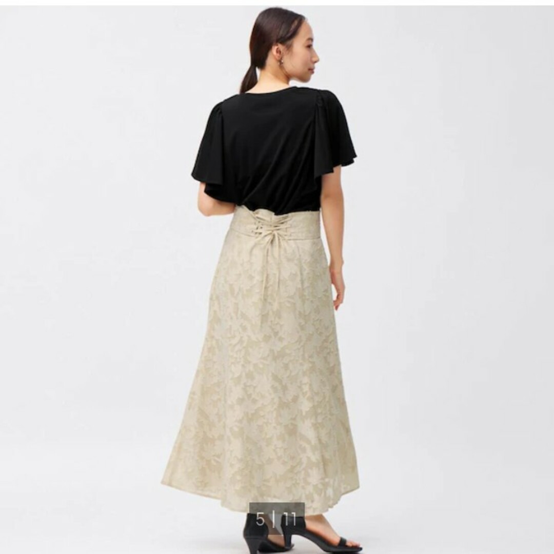GU(ジーユー)のGU ジャカード バックリボン ロングスカート XL ナチュラル レディースのスカート(ロングスカート)の商品写真