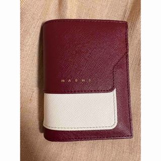 マルニ(Marni)のマルニ　二つ折り　ミニウォレット　財布(財布)