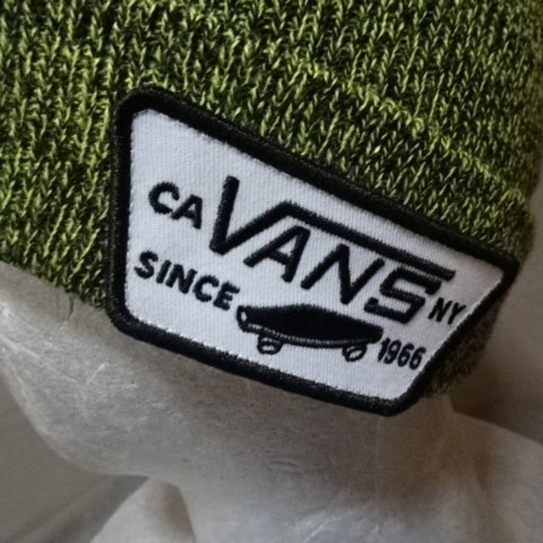 VANS(ヴァンズ)のUSA購入 【VANS】【CA NY】スケボー刺繍ワッペン付 ニットキャップ メンズの帽子(ニット帽/ビーニー)の商品写真