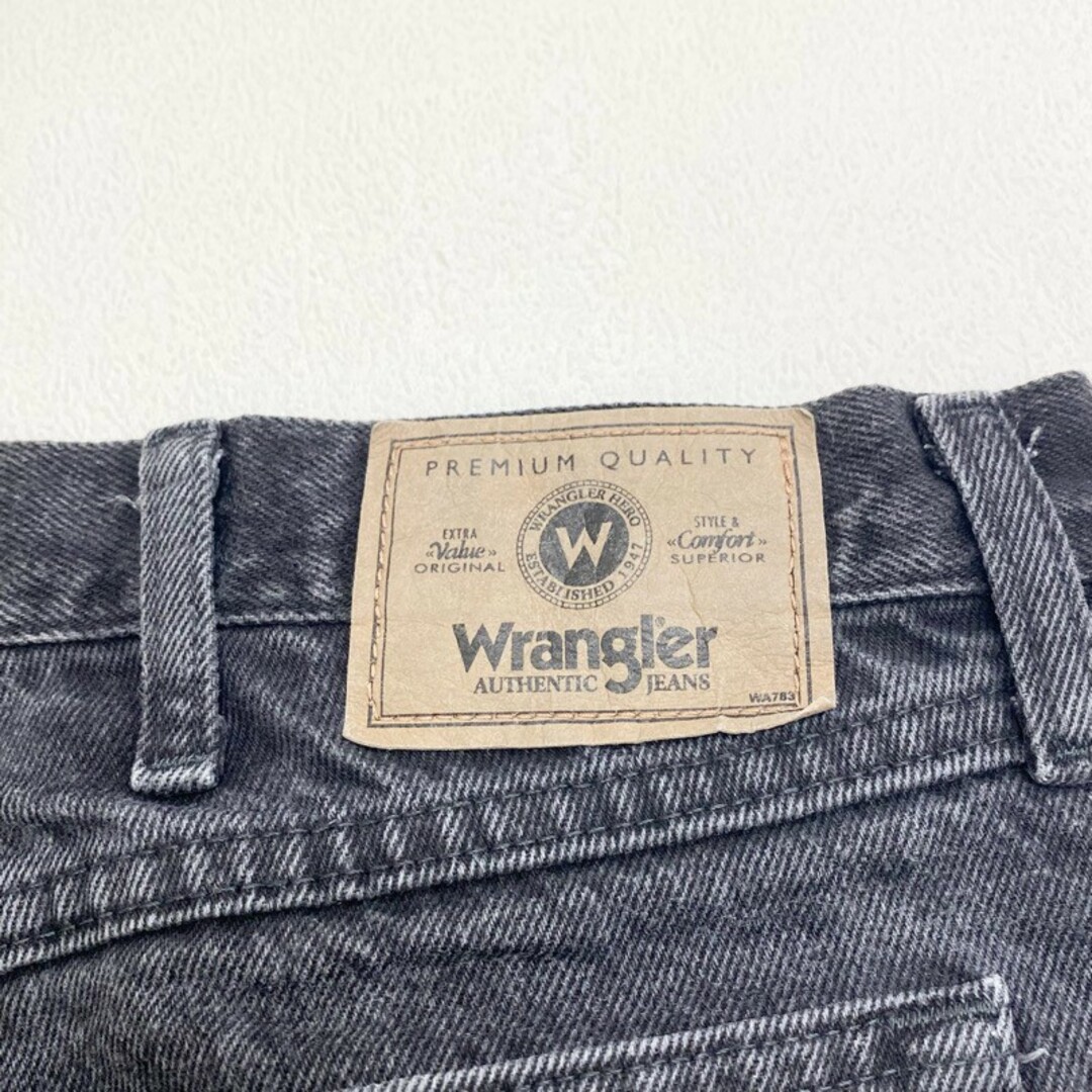 Wrangler(ラングラー)のUS古着 ラングラー Wrangler ブラック デニム パンツ テーパード RELAXED FIT サイズ：W40 L30 ビッグサイズ 97601CB 【中古】 メンズのスーツ(スラックス/スーツパンツ)の商品写真