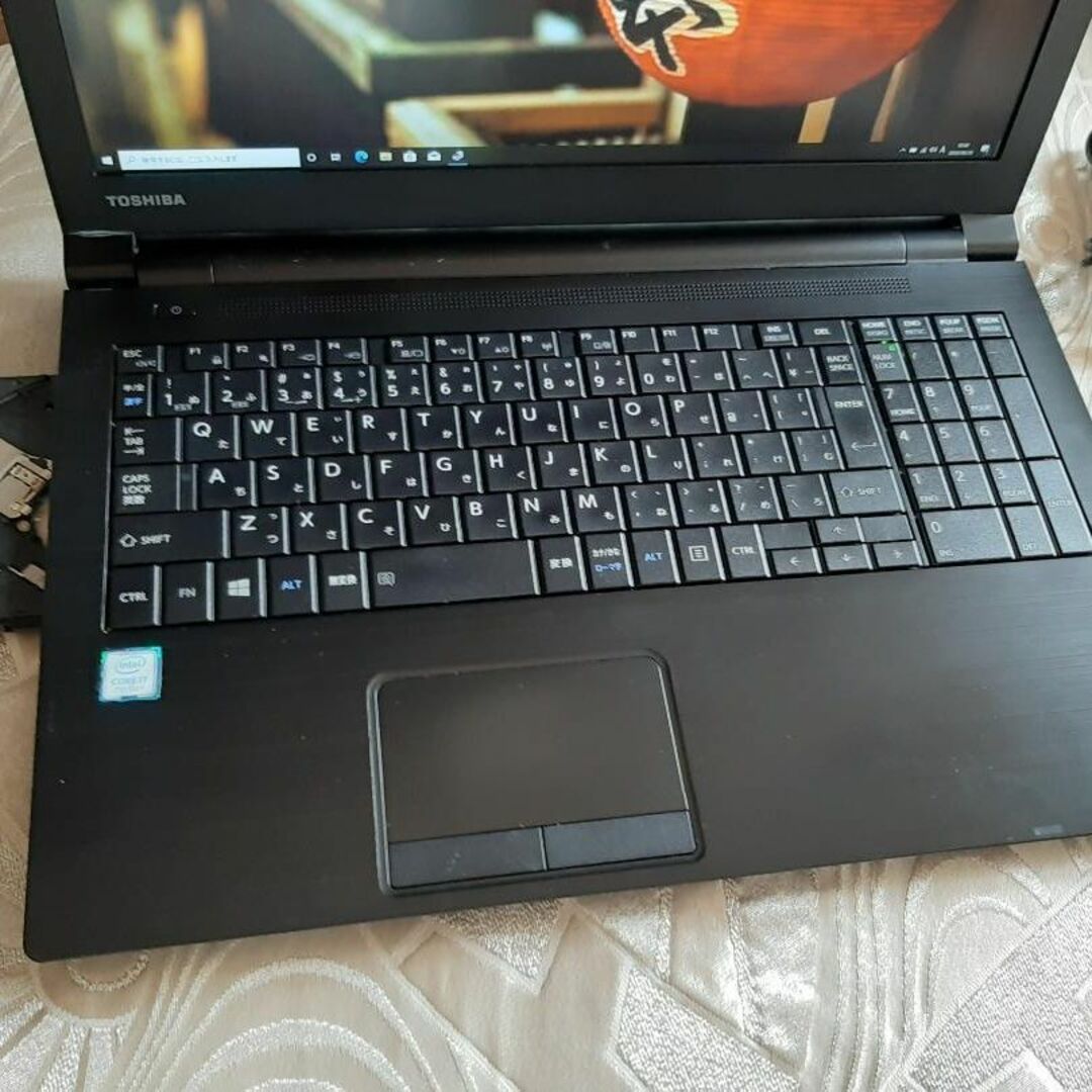 東芝　ノートパソコン　dynabook B65/J SSD