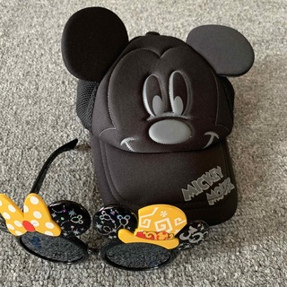 ディズニー(Disney)のミッキーマウス　キャップとサングラス(キャラクターグッズ)