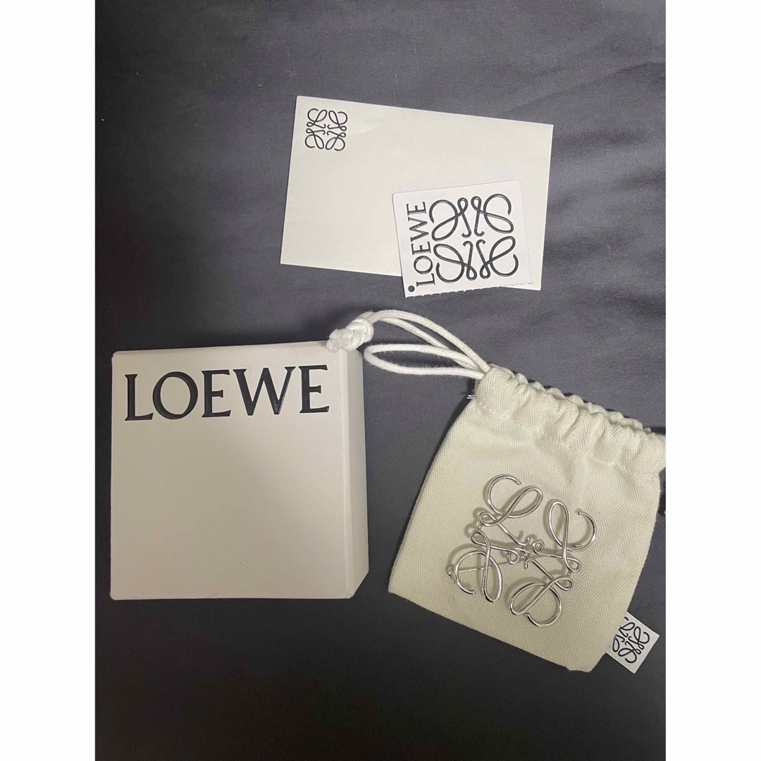 LOEWE - ロエベ アナグラム ブローチ シルバーの+inforsante.fr