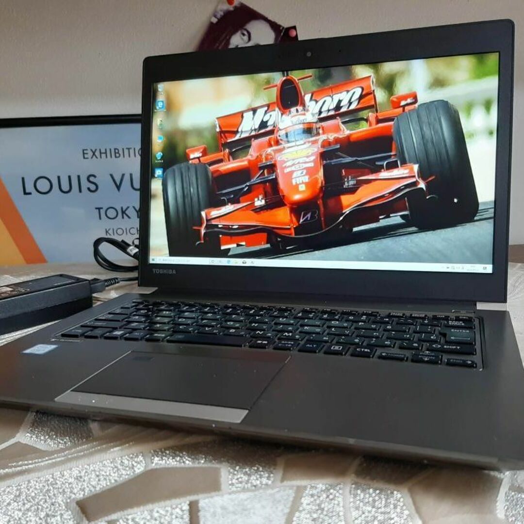 東芝 dynabook RZ63 第8世代 i7 FHD Office