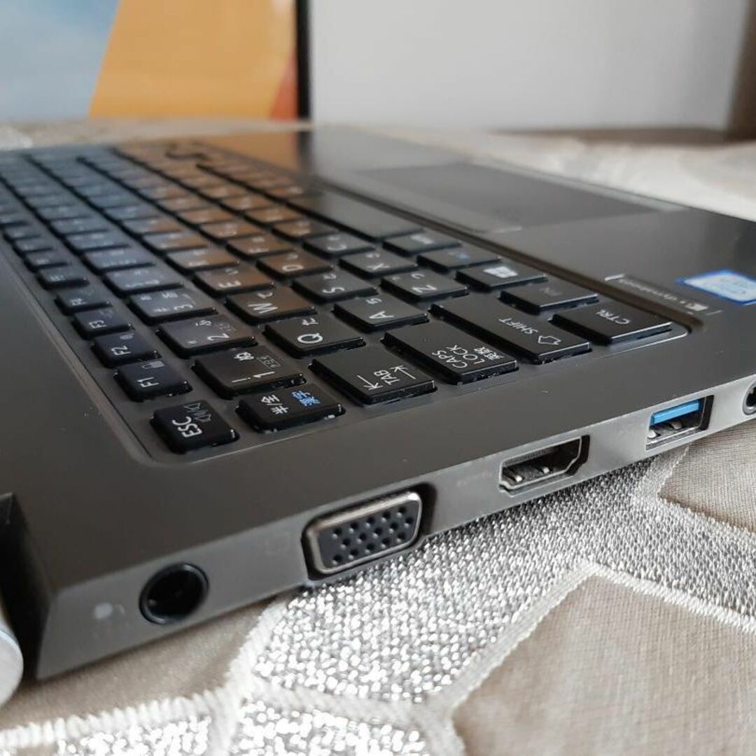 東芝 RZ63 8世代 i5 256G/SSD 8G FHD ノートパソコン